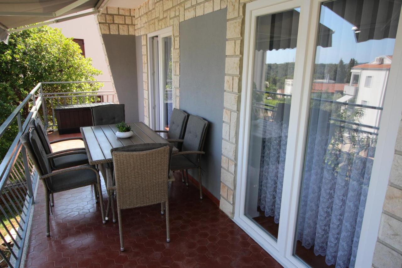 Molo View Apartment 罗维尼 外观 照片