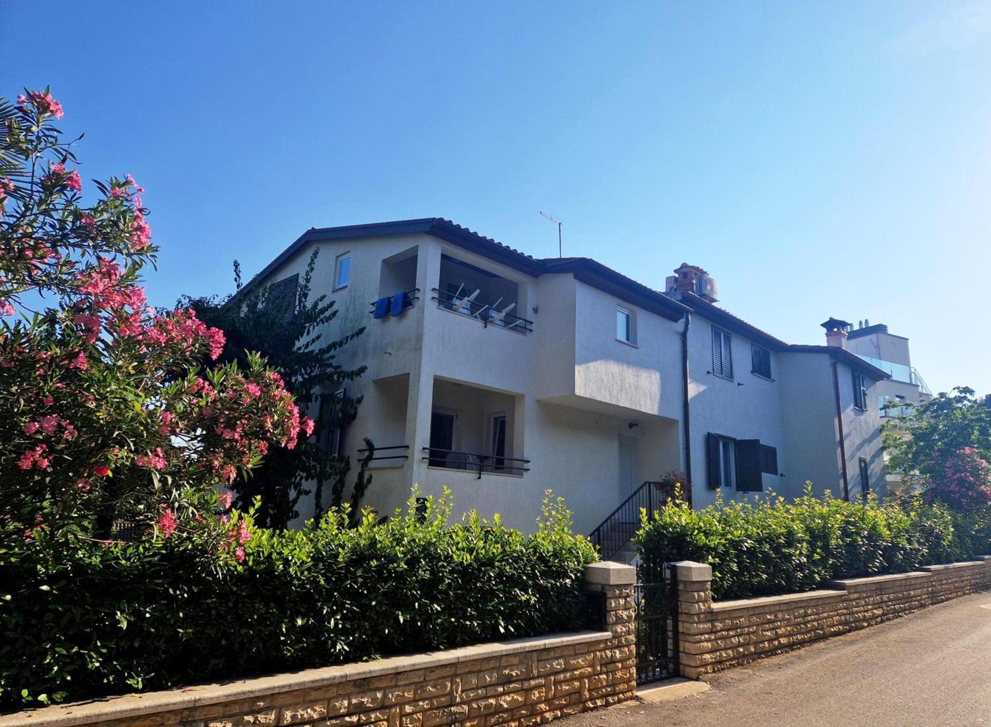 Molo View Apartment 罗维尼 外观 照片
