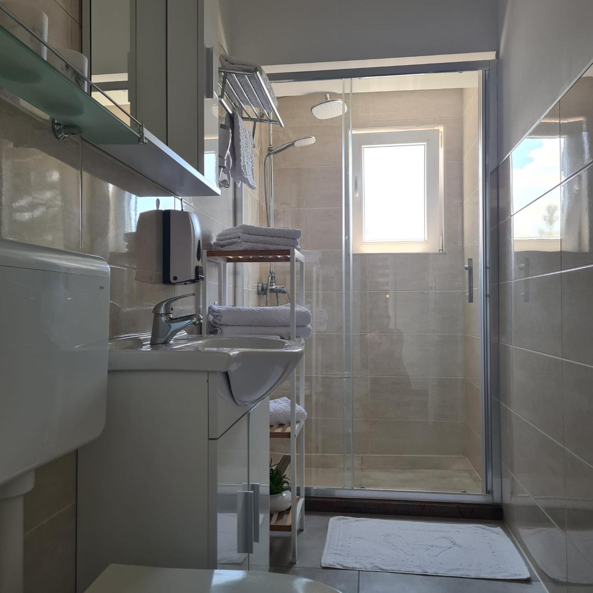 Molo View Apartment 罗维尼 外观 照片