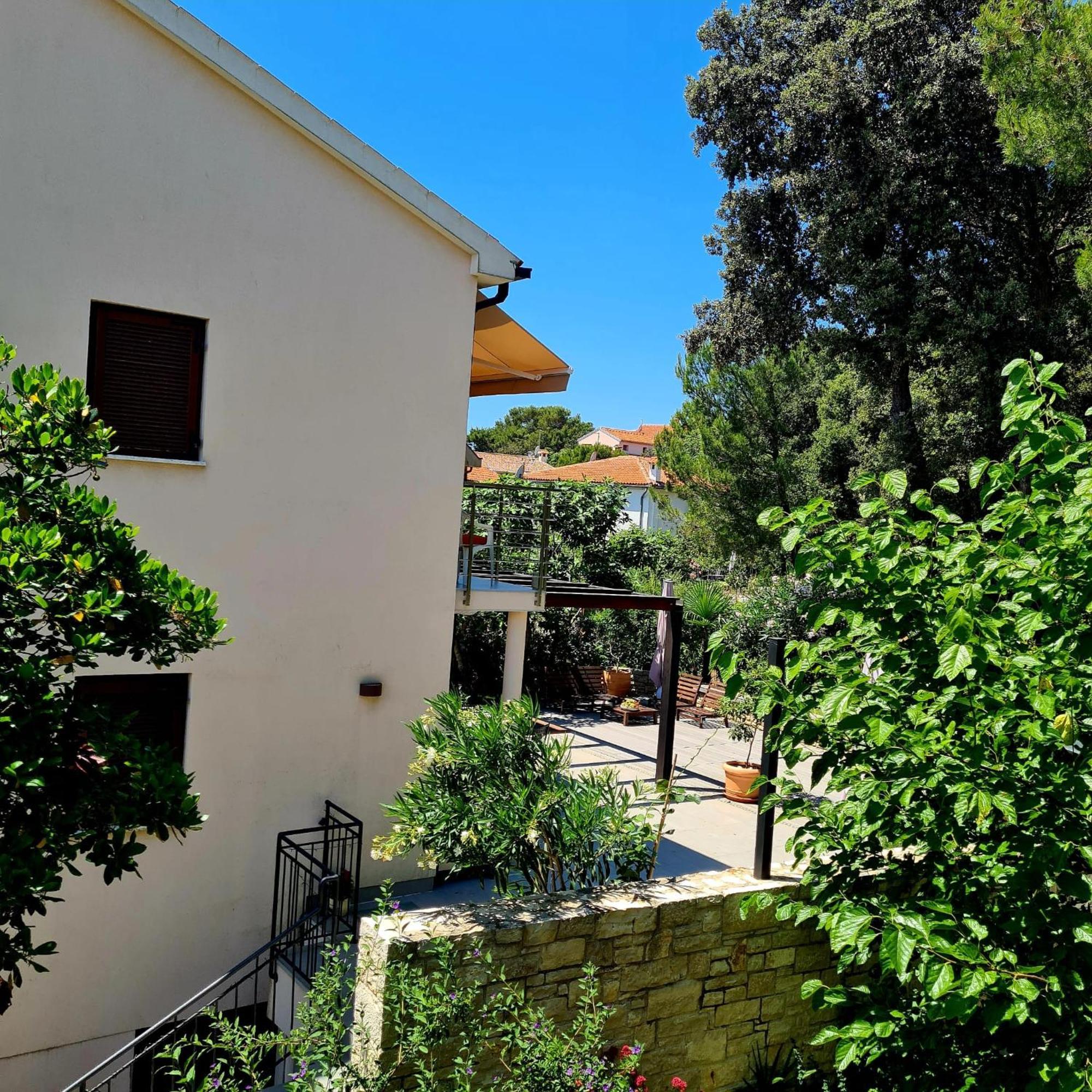 Molo View Apartment 罗维尼 外观 照片